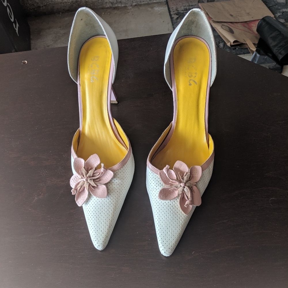 BCBG pumps